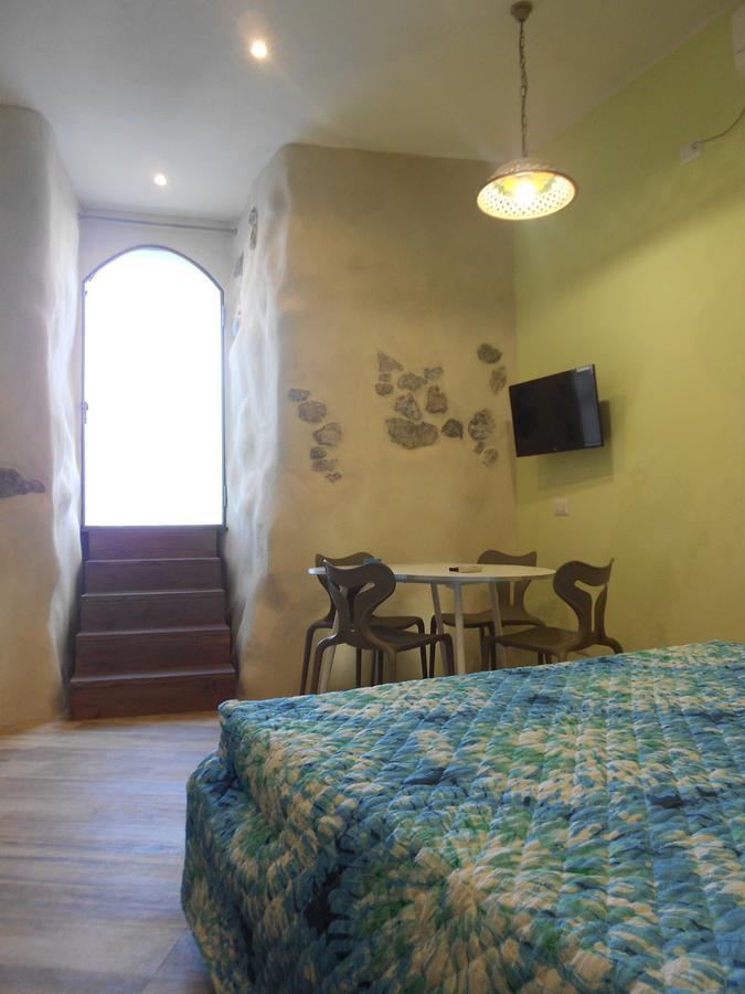 Balcone Sulla Spiaggia Cefalu Luaran gambar